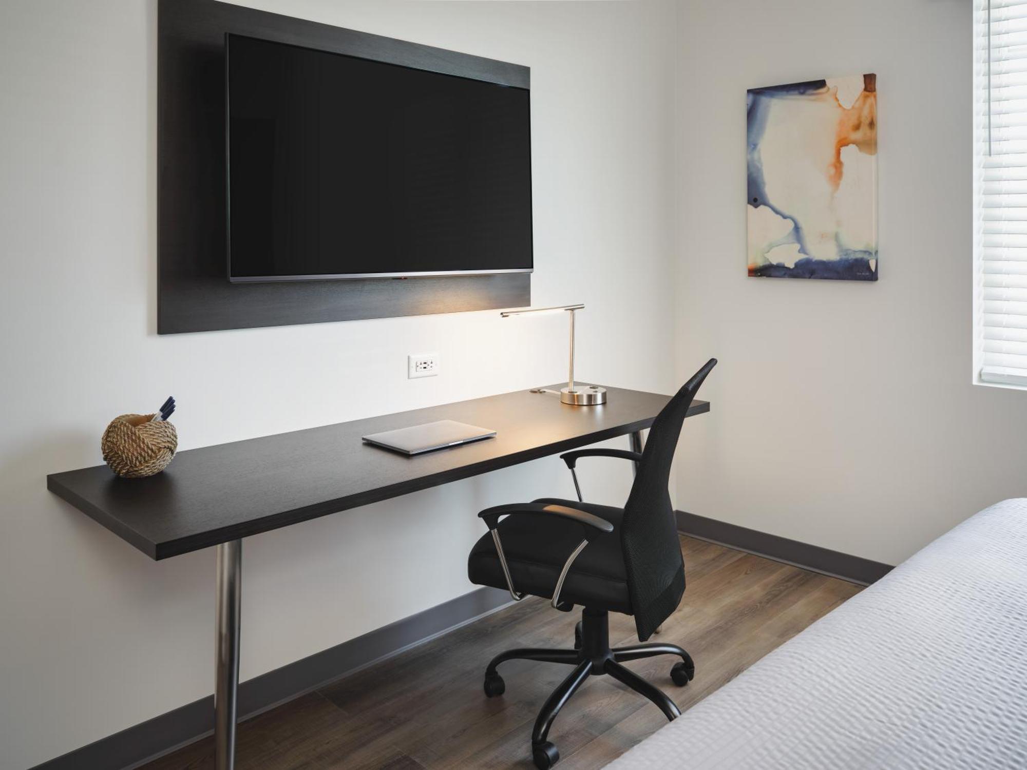 Stayapt Pensacola-uwf/florida Hospital Area